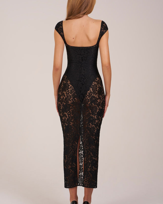 Black Sweetheart-Neck Maxi Dress