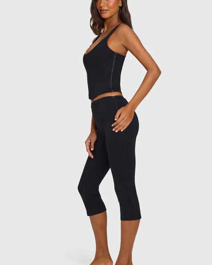 Black Ponte Capri Leggings