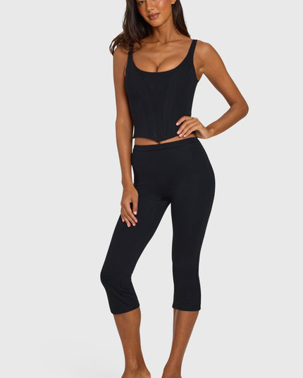 Black Ponte Capri Leggings