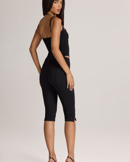 Black Ponte Capri Leggings